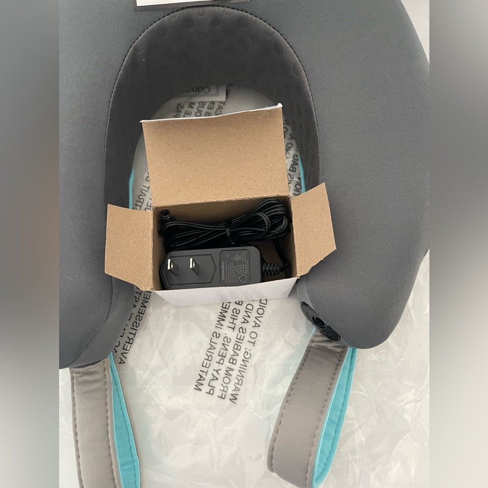 NIB Homedics Vibration Neck Massager with Heat - Picture 7 of 7